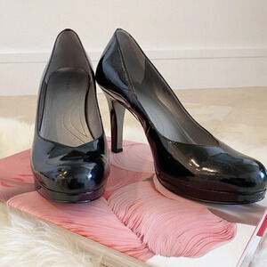 Tahari Black Patent Classic Leather Platform Pump Heel 8.5 Mid Heel Lonnie